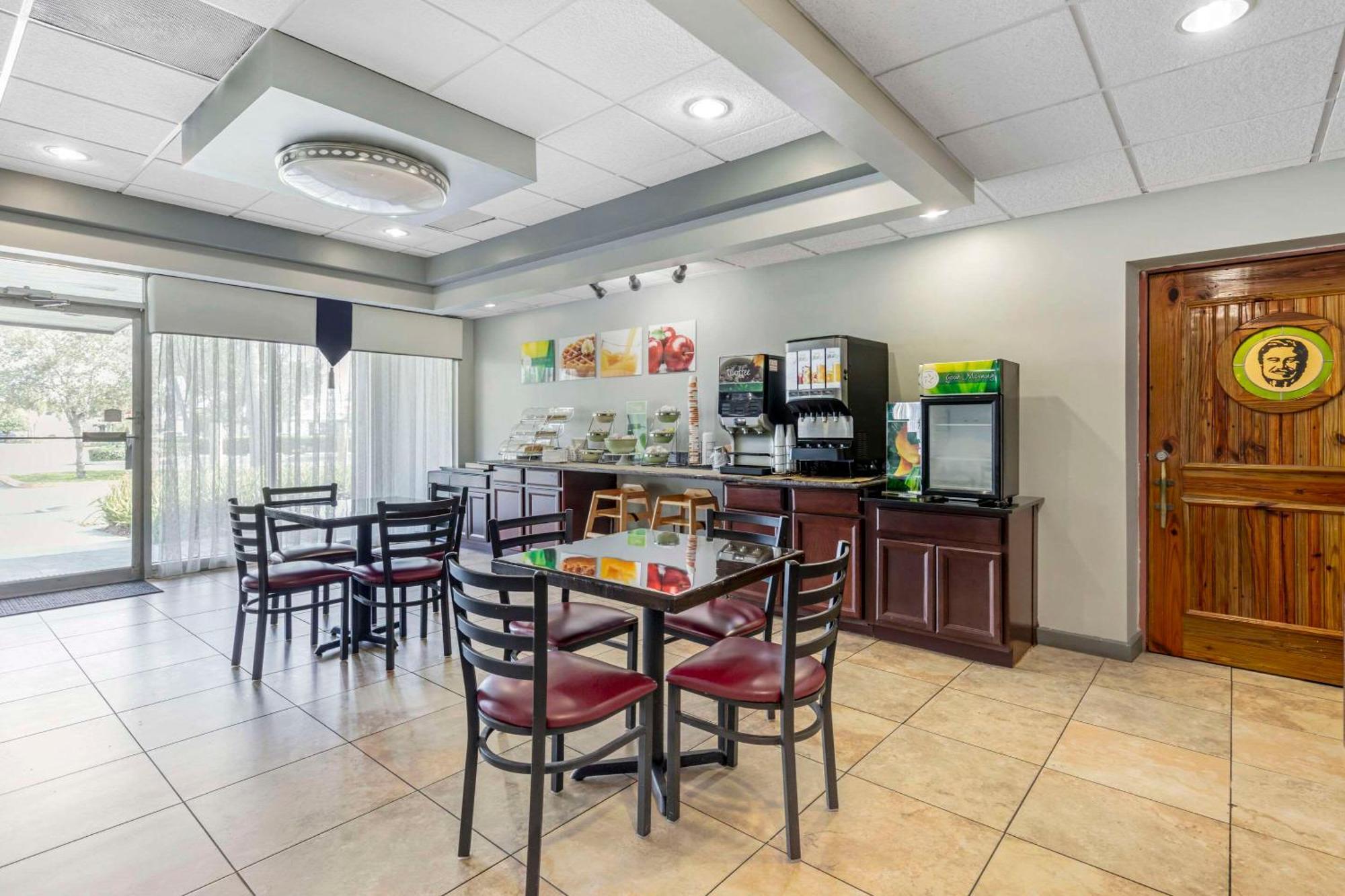 Quality Inn Downtown Stuart Exterior photo